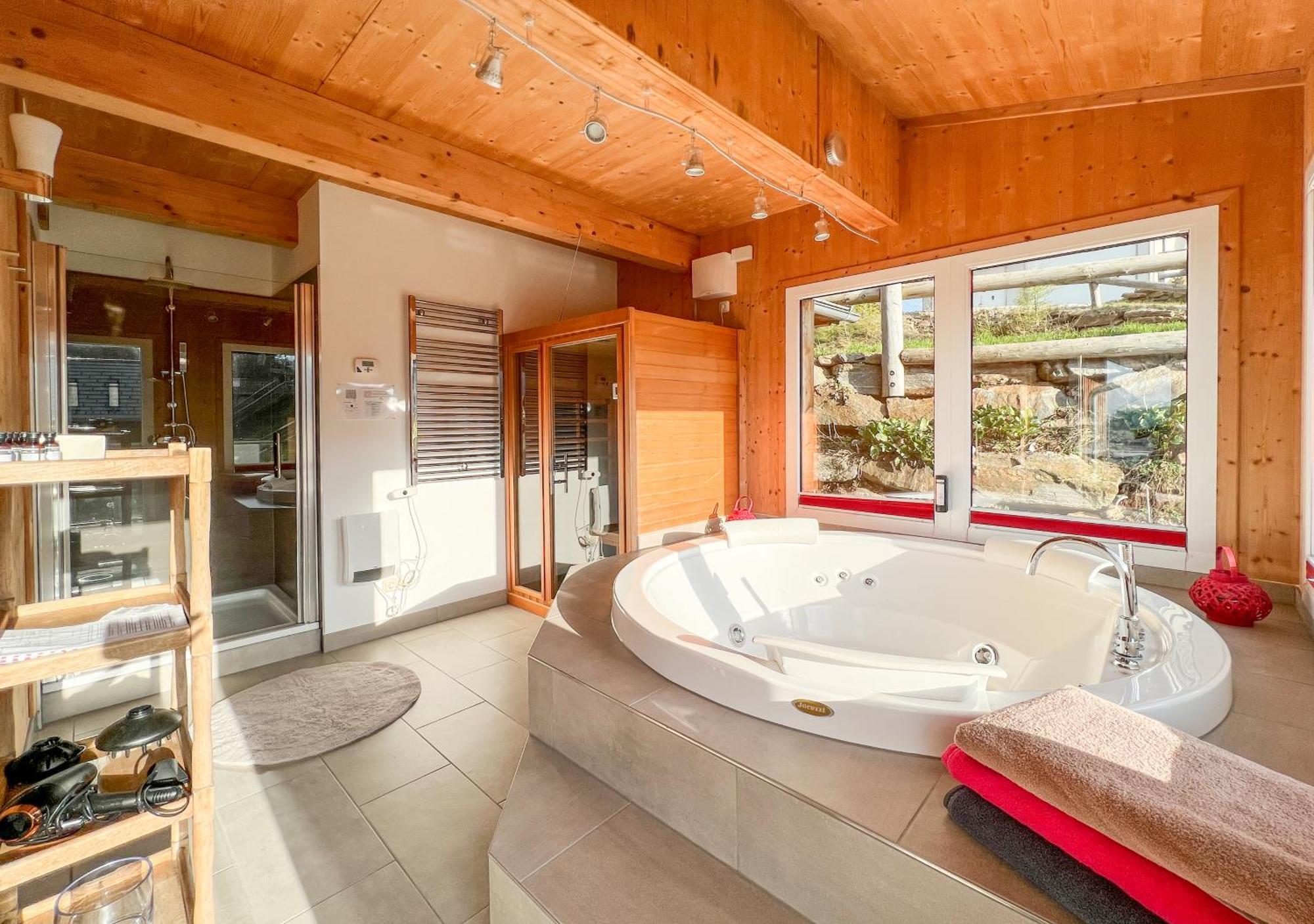 1A Chalet "Wolke" Wandern, Grillen, Wellness Im Traumhaus Wolfsberg Exterior foto